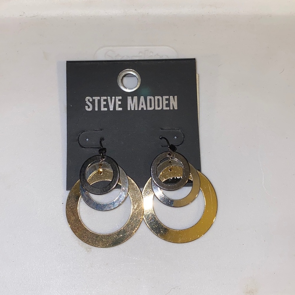 Steve Madden earrings NWT